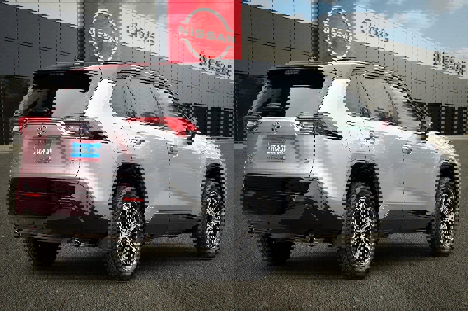 Used 2021 Toyota RAV4 XSE w/ Weather Package image 3