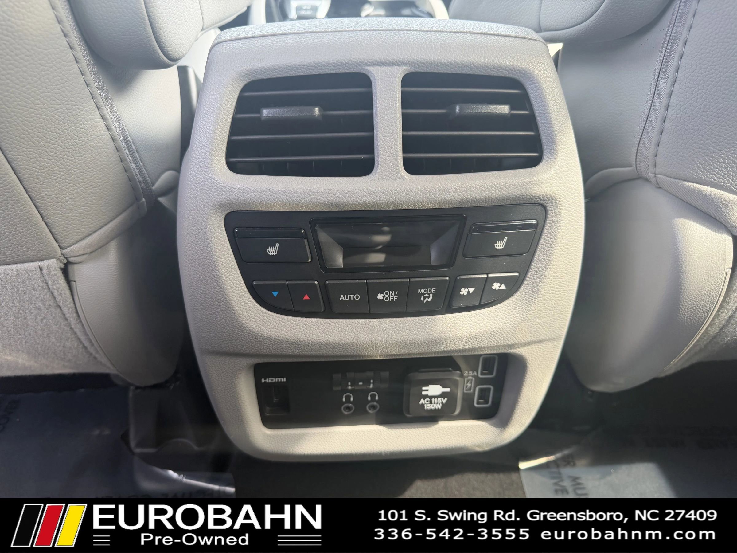 Used 2019 Honda Pilot Touring image 13