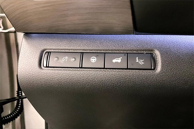 New 2025 Nissan Pathfinder Platinum image 28