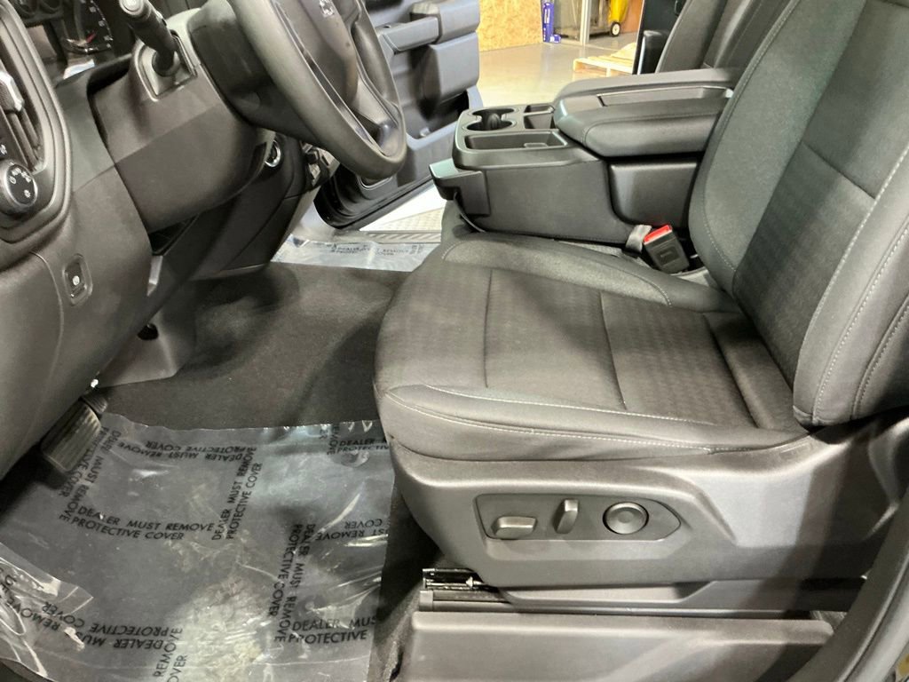 Used 2024 Chevrolet Silverado 1500 Custom Trail Boss w/ LPO, Dark Essentials Package image 12