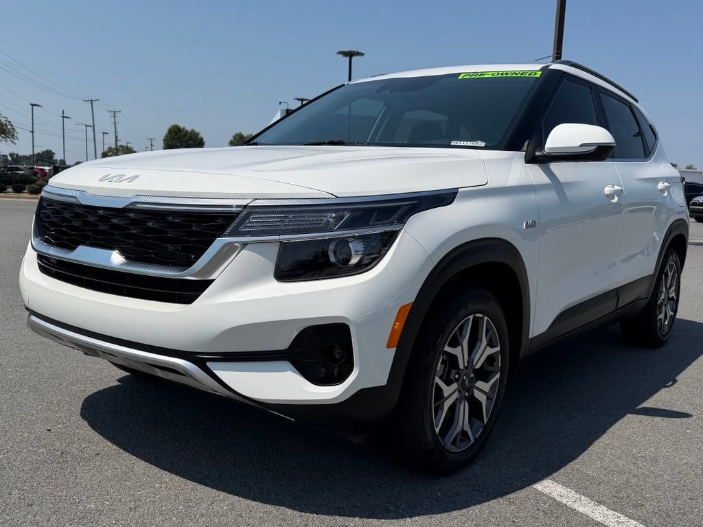 Certified 2023 Kia Seltos EX AWD/4WD image 3
