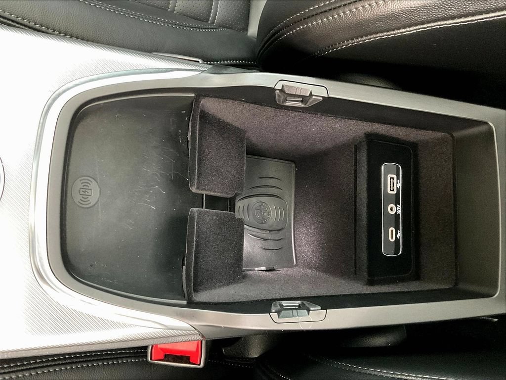 Used 2023 Alfa Romeo Stelvio Veloce AWD/4WD image 15