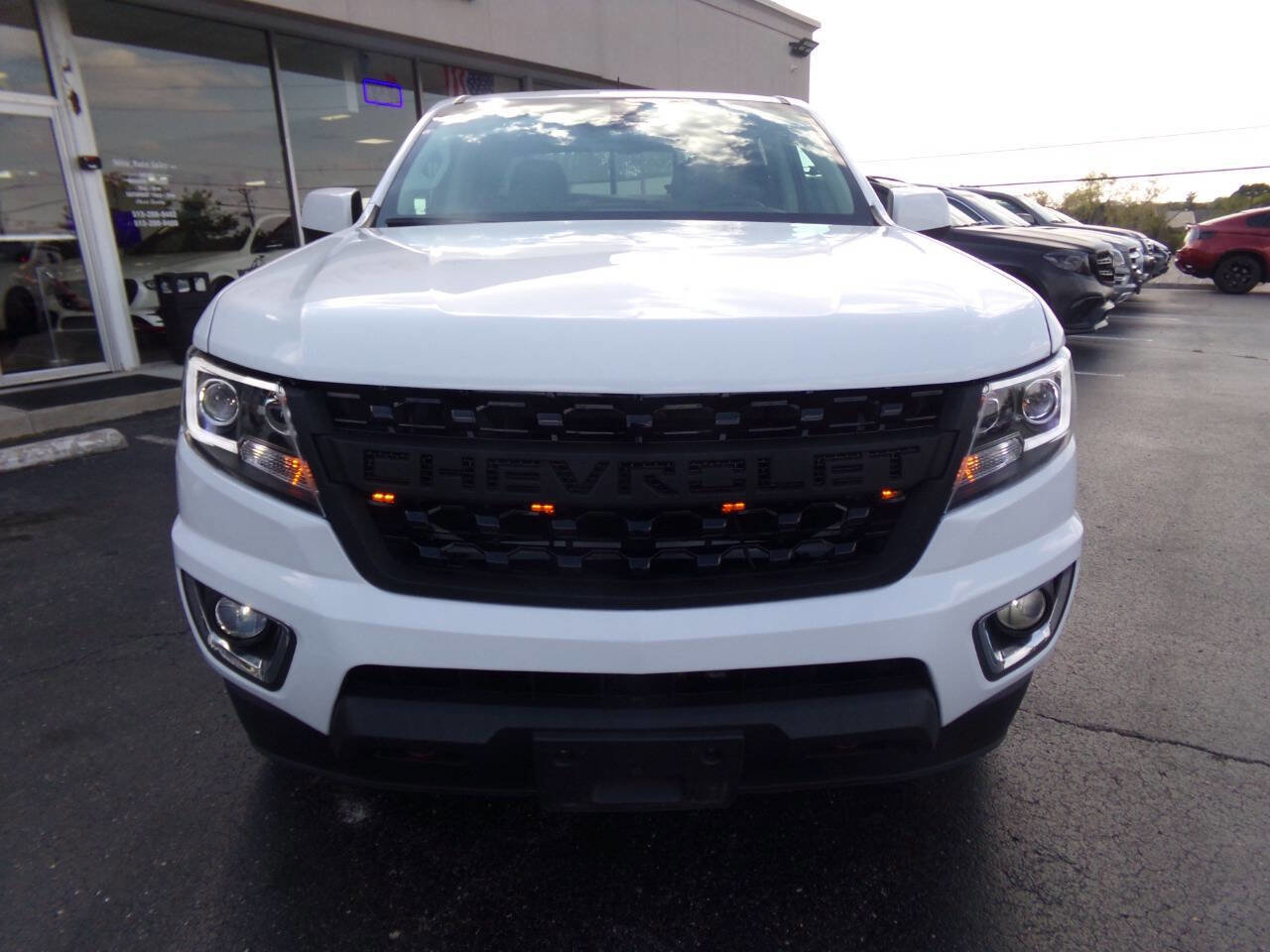 Used 2020 Chevrolet Colorado W/T w/ Custom Special Edition image 8