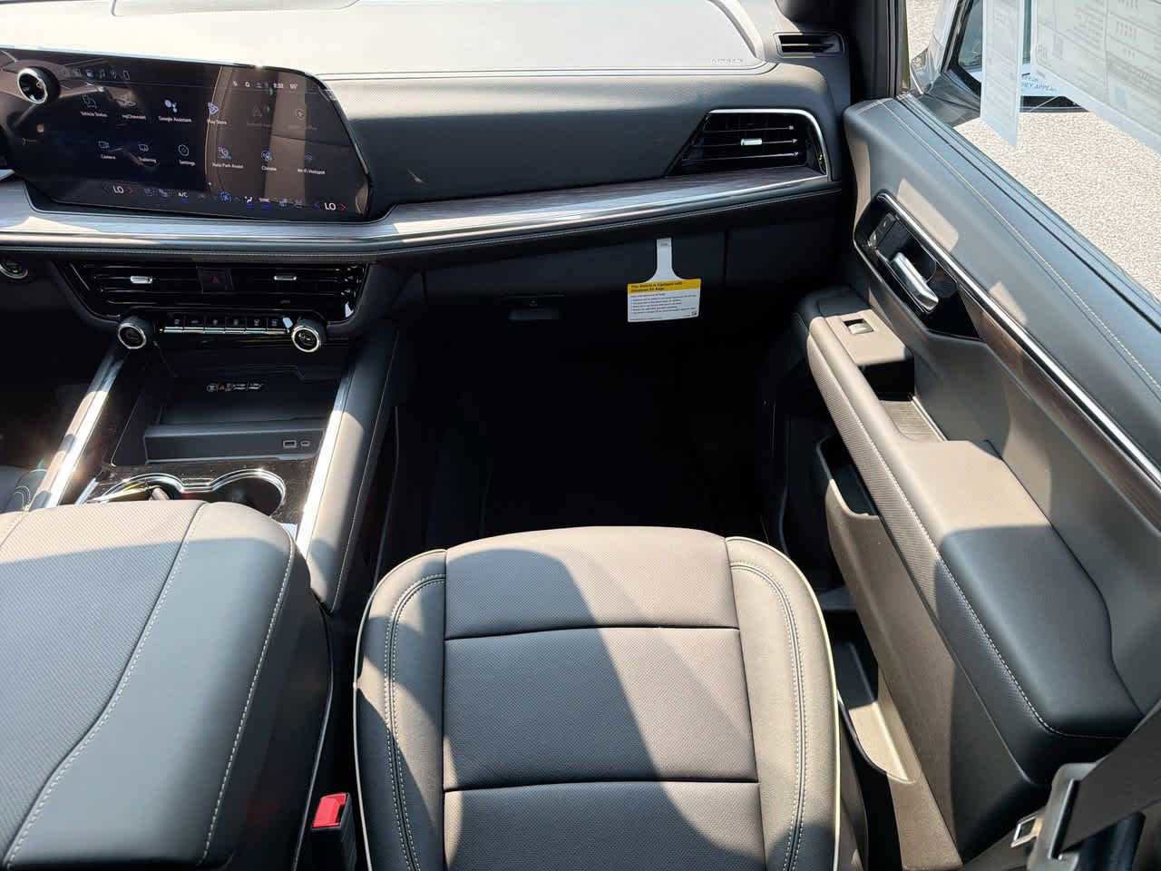 New 2026 Chevrolet Tahoe Premier w/ Sun And Tow Package AWD/4WD image 14