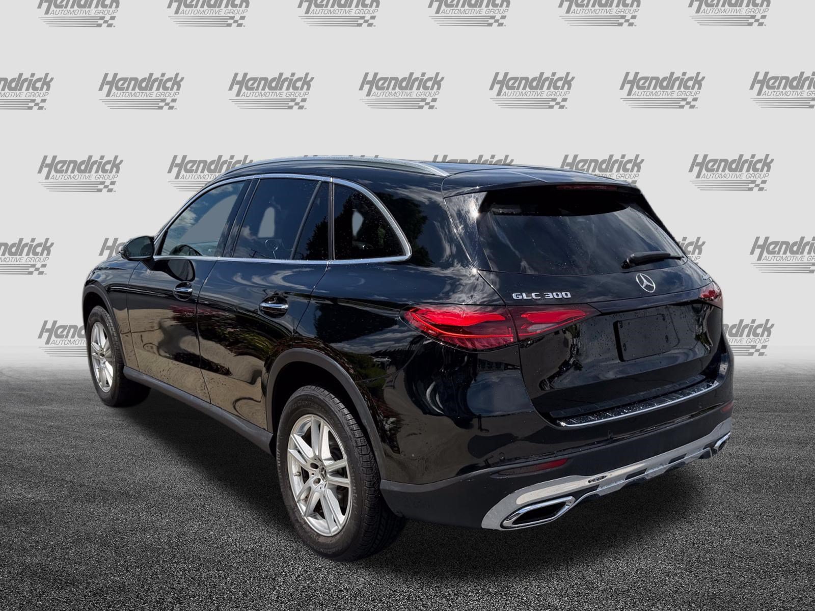 Certified 2023 Mercedes-Benz GLC 300 4MATIC w/ Exclusive Trim Package image 11