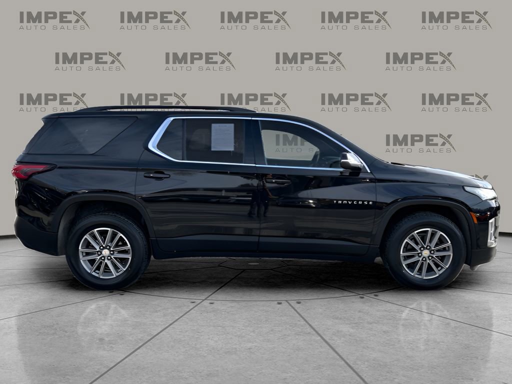 Used 2022 Chevrolet Traverse LT image 6