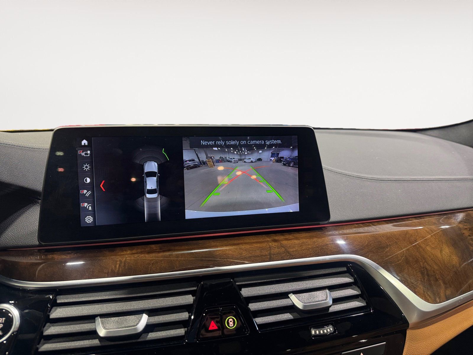 Used 2018 BMW 540i xDrive AWD/4WD image 26