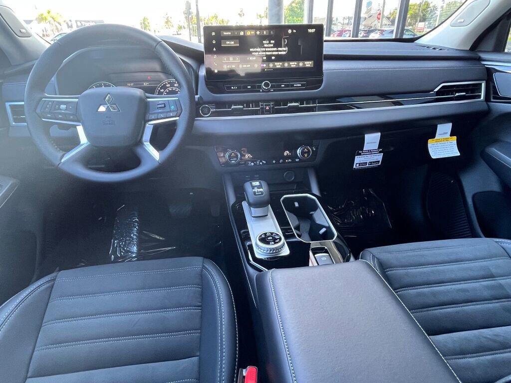 New 2025 Mitsubishi Outlander Trail Edition image 24