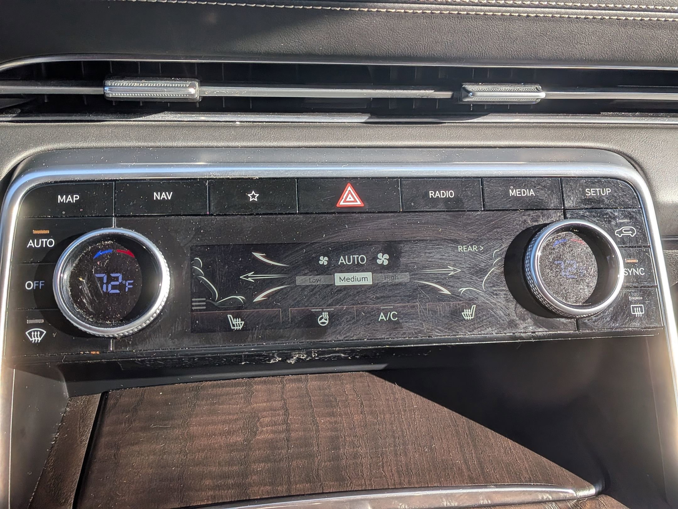 Used 2024 Genesis GV80 2.5T image 30