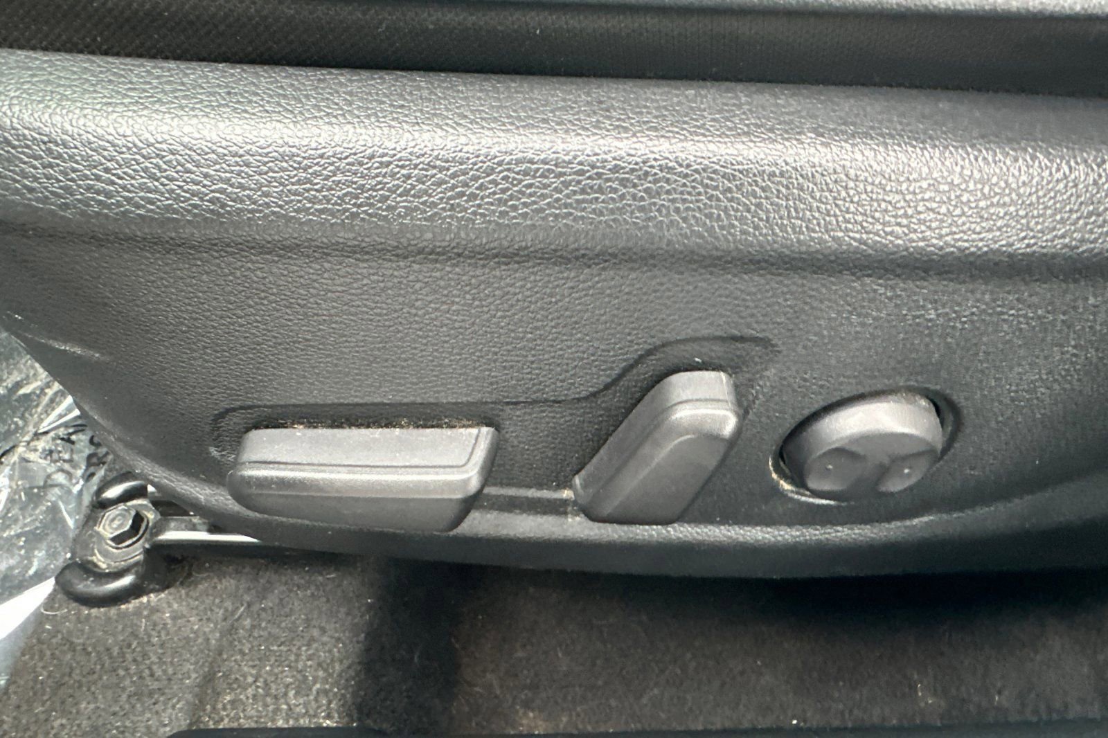 Used 2021 Kia Seltos EX image 12