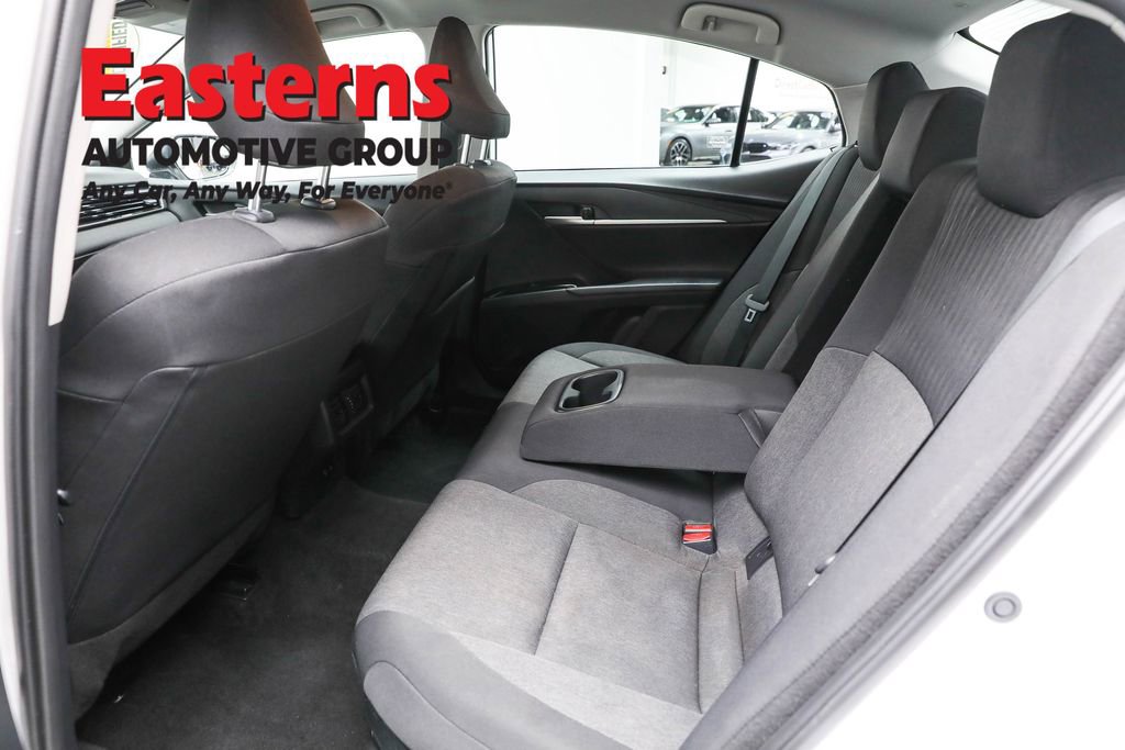 Used 2025 Toyota Camry LE image 21