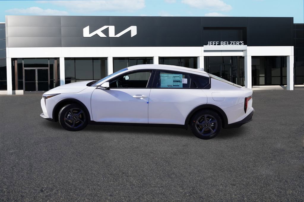 New 2026 Kia K4 FWD image 6