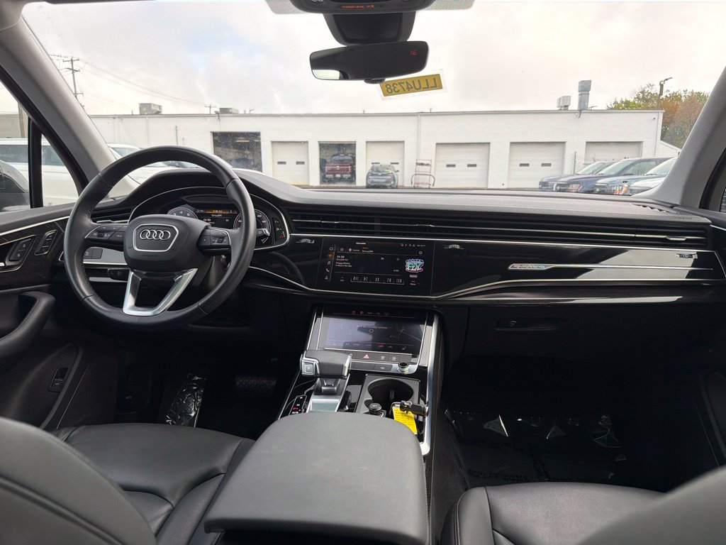 Used 2023 Audi Q7 3.0T Premium AWD/4WD image 19