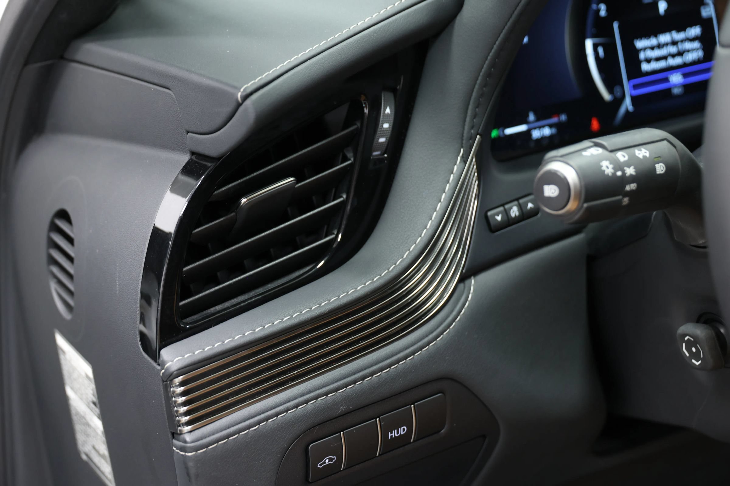 Used 2024 Lexus LS 500 w/ Interior Upgrade Package RWD image 20