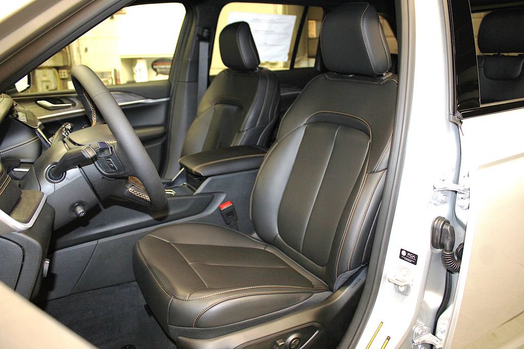 New 2026 Jeep Grand Cherokee Limited AWD/4WD image 27
