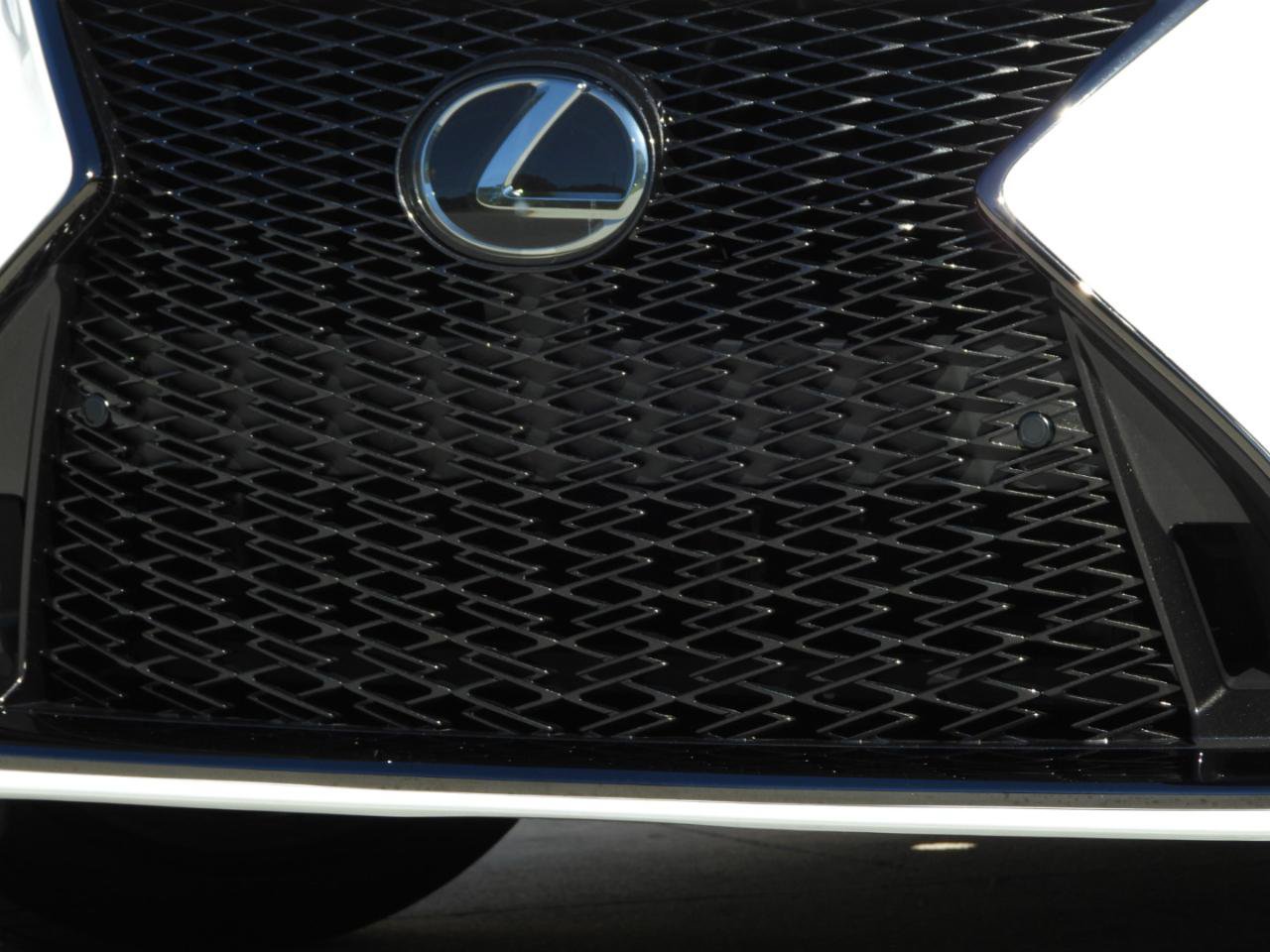 Used 2020 Lexus LS 500 F Sport w/ Cold Weather Package (CK) RWD image 5