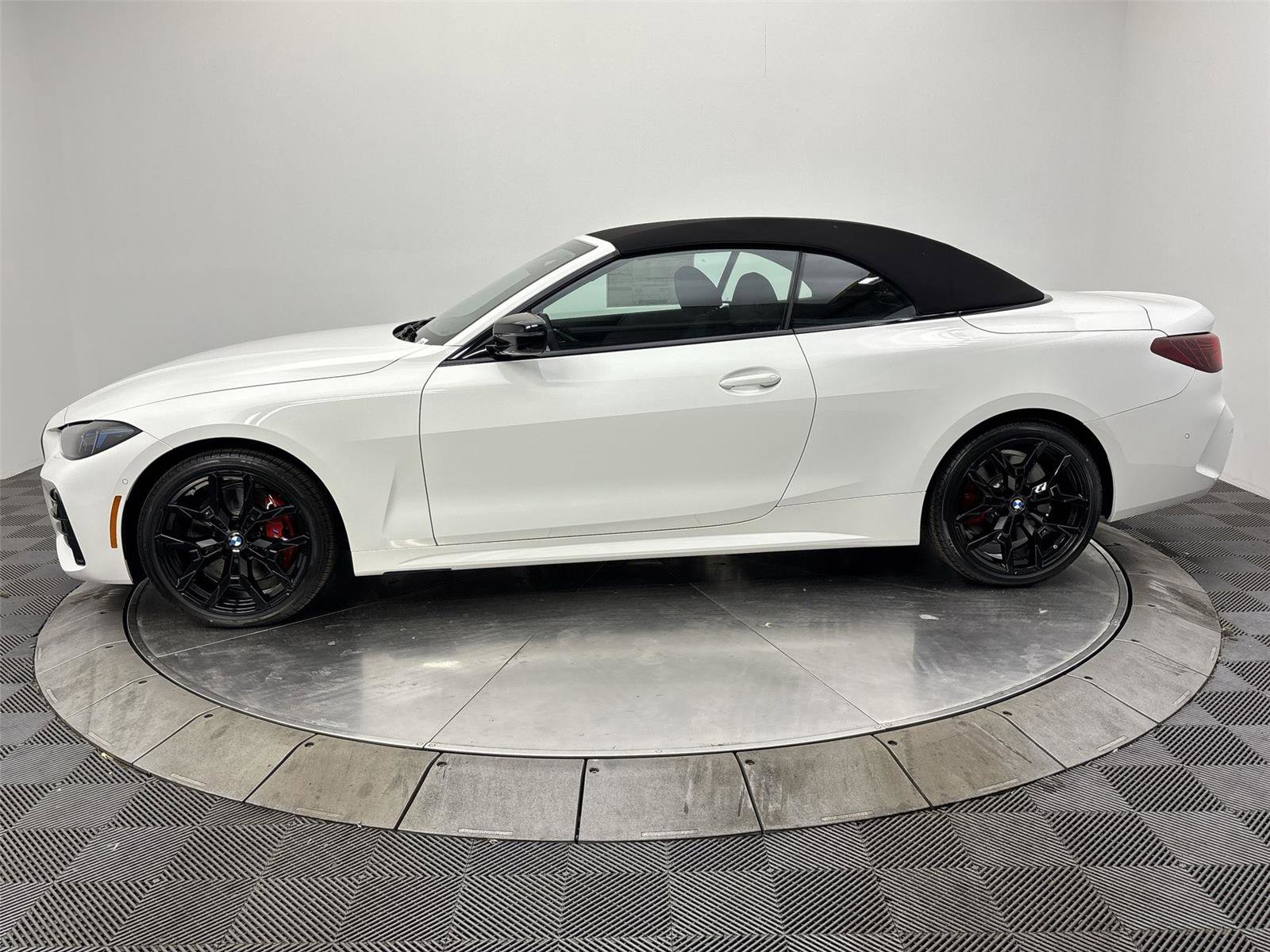 New 2026 BMW 430i xDrive Convertible w/ M Sport Package image 16