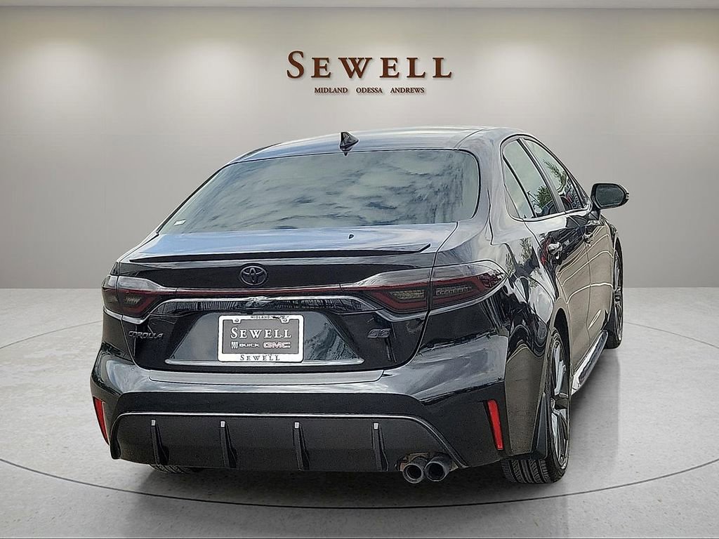 Used 2024 Toyota Corolla SE FWD image 5