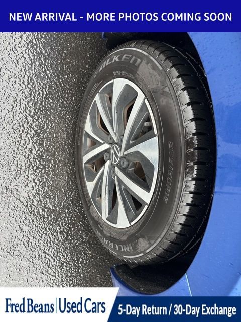 Used 2023 Volkswagen Jetta S image 9