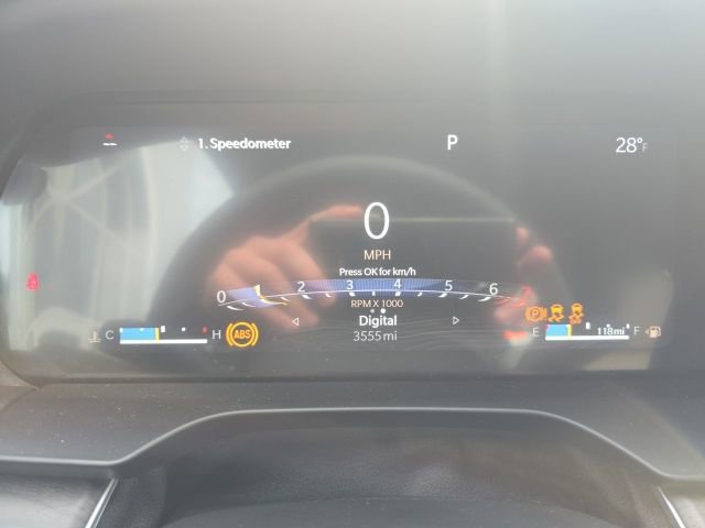 Certified 2025 Jeep Grand Cherokee Limited image 12