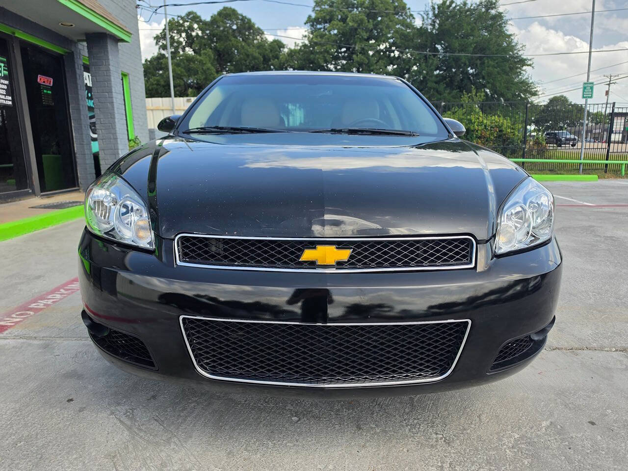 Used 2014 Chevrolet Impala LTZ FWD image 8