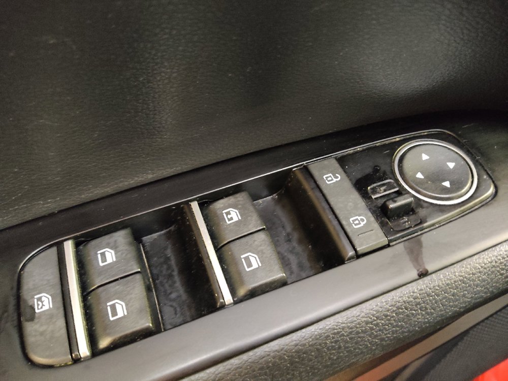 Used 2022 Kia Soul LX FWD image 27
