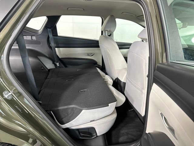 Certified 2025 Hyundai Tucson SE image 27