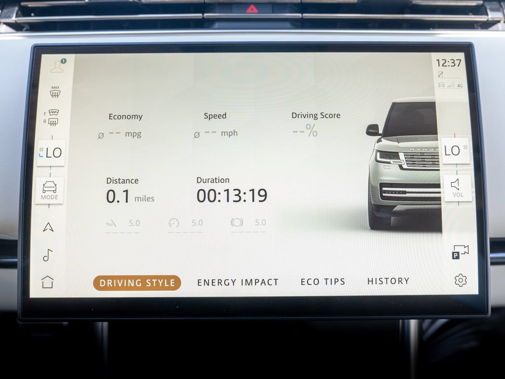 Used 2025 Land Rover Range Rover SE AWD/4WD image 27