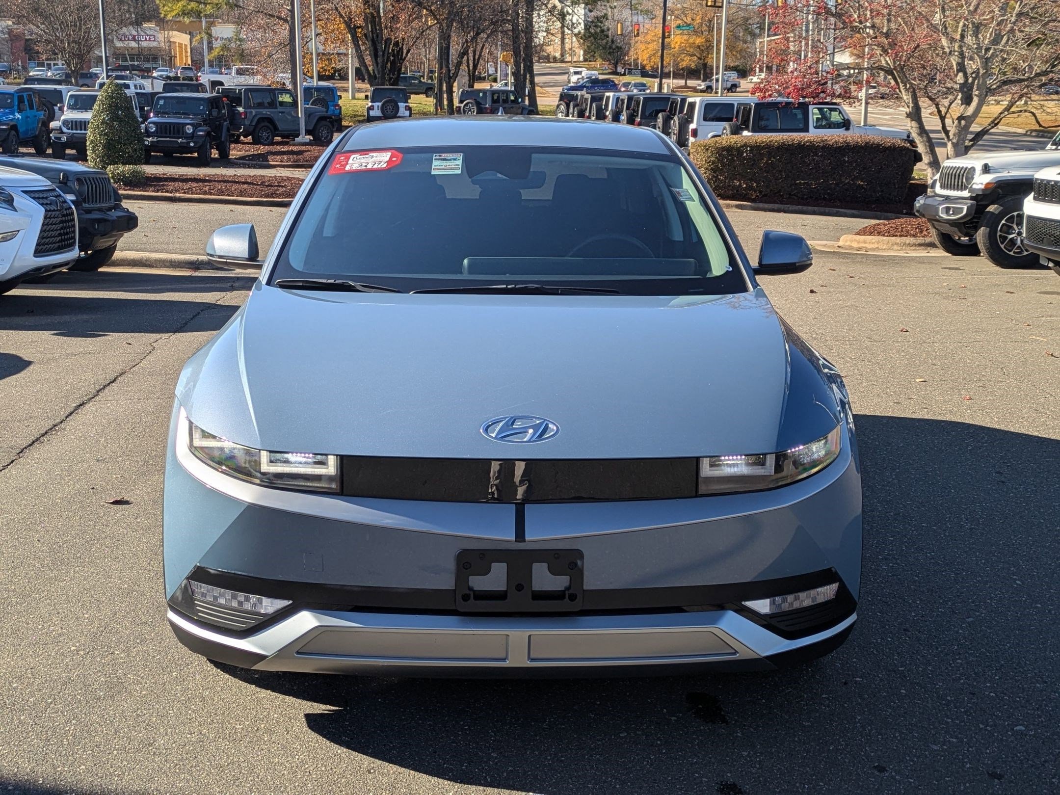 Used 2023 Hyundai Ioniq 5 SE image 2