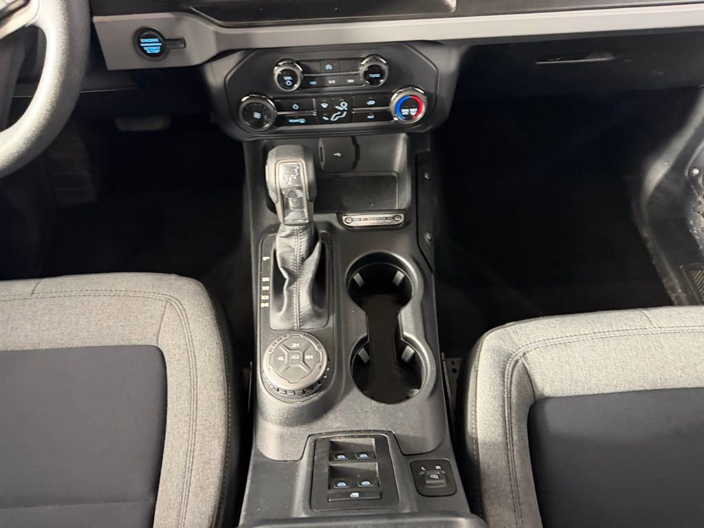 Used 2023 Ford Bronco Black Diamond image 16