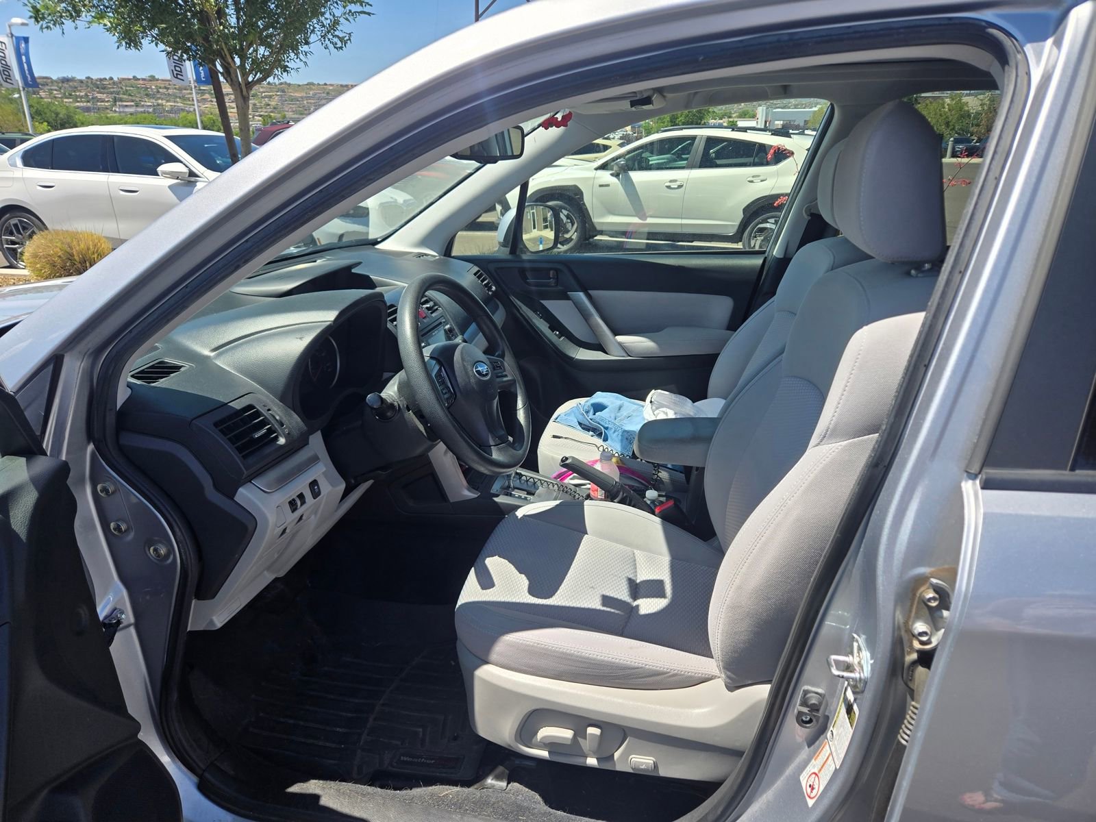 Used 2015 Subaru Forester 2.5i Premium w/ Popular Package #1 AWD/4WD image 4