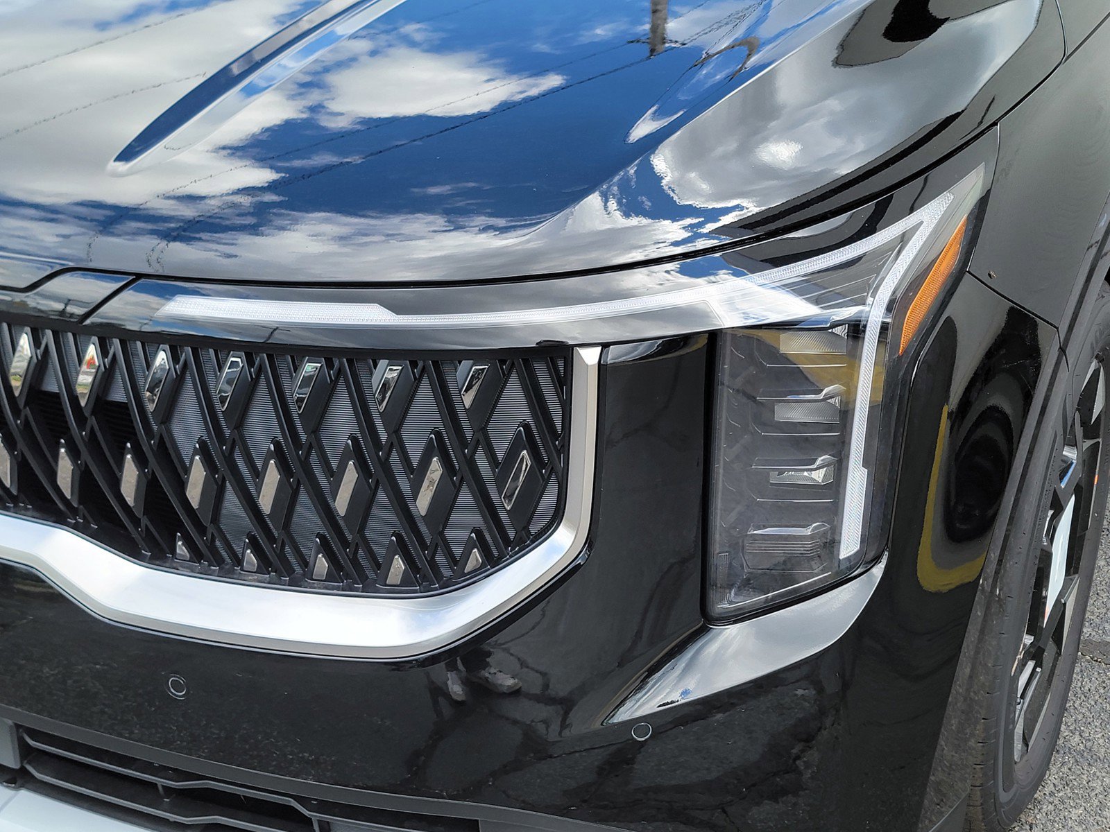 New 2026 Kia Carnival EX image 11