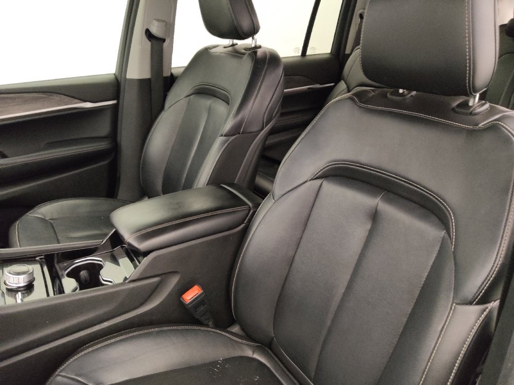Used 2021 Jeep Grand Cherokee L Limited AWD/4WD image 17