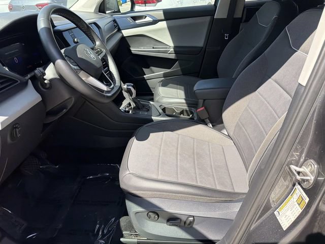 Certified 2023 Volkswagen Taos SE FWD image 15
