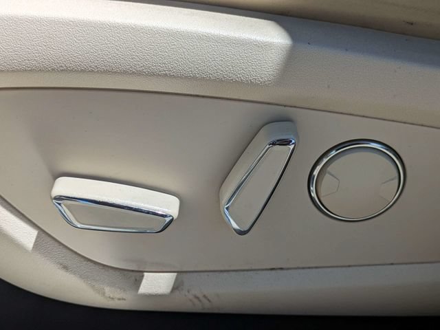 Used 2016 Lincoln MKC Reserve FWD image 22