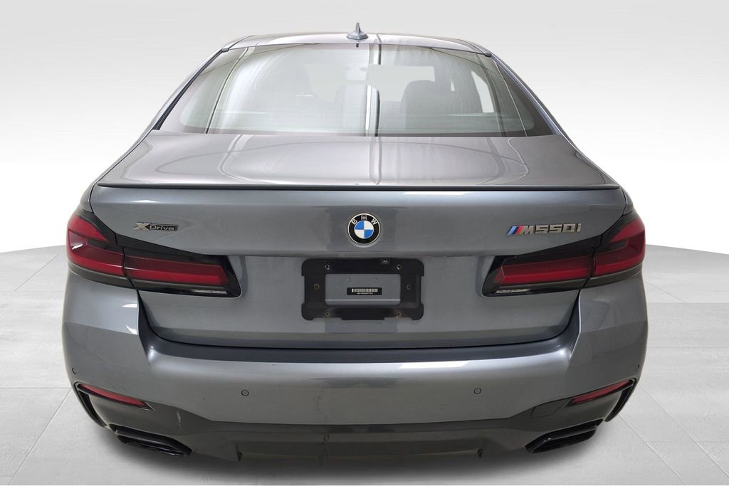 Used 2021 BMW M550i xDrive w/ Executive Package image 8