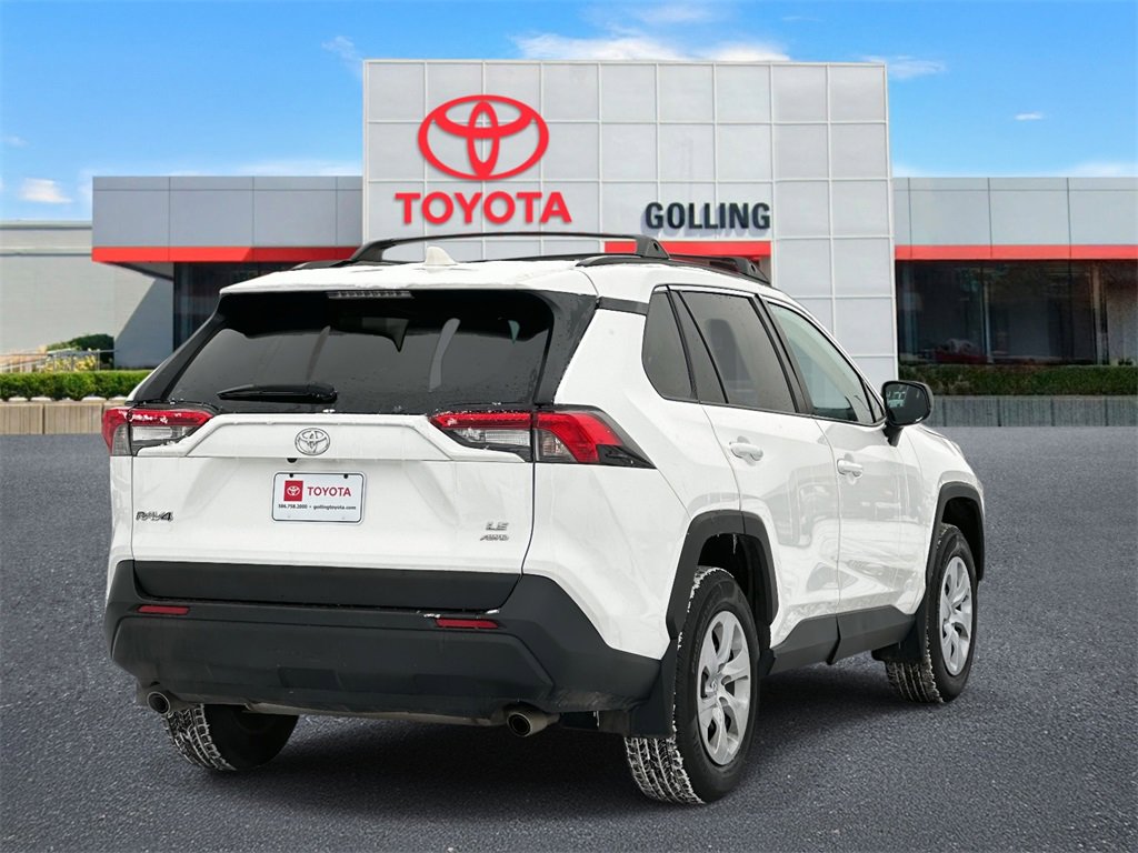 Used 2021 Toyota RAV4 LE image 5