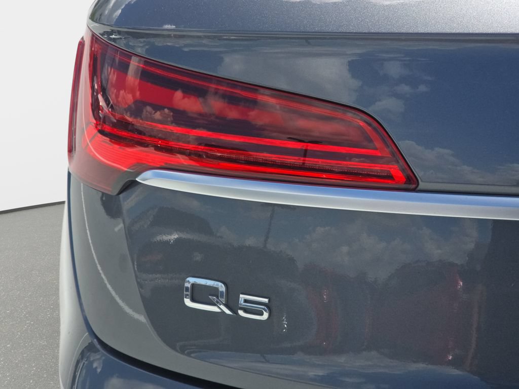 Used 2022 Audi Q5 2.0T Premium AWD/4WD image 29