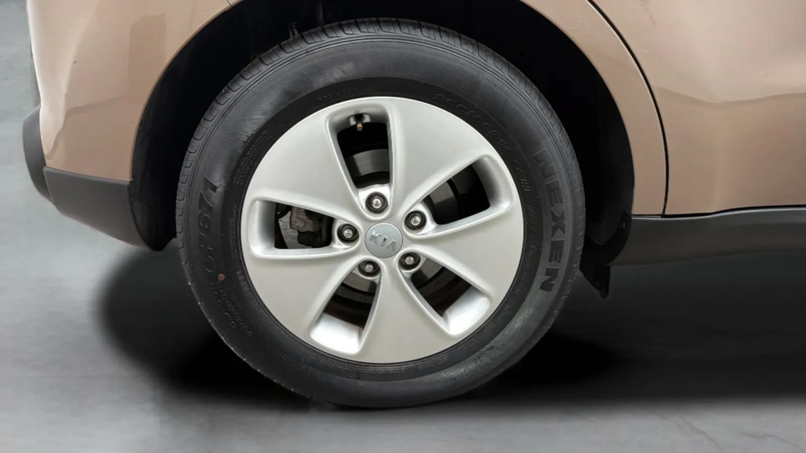 Used 2016 Kia Soul FWD image 27