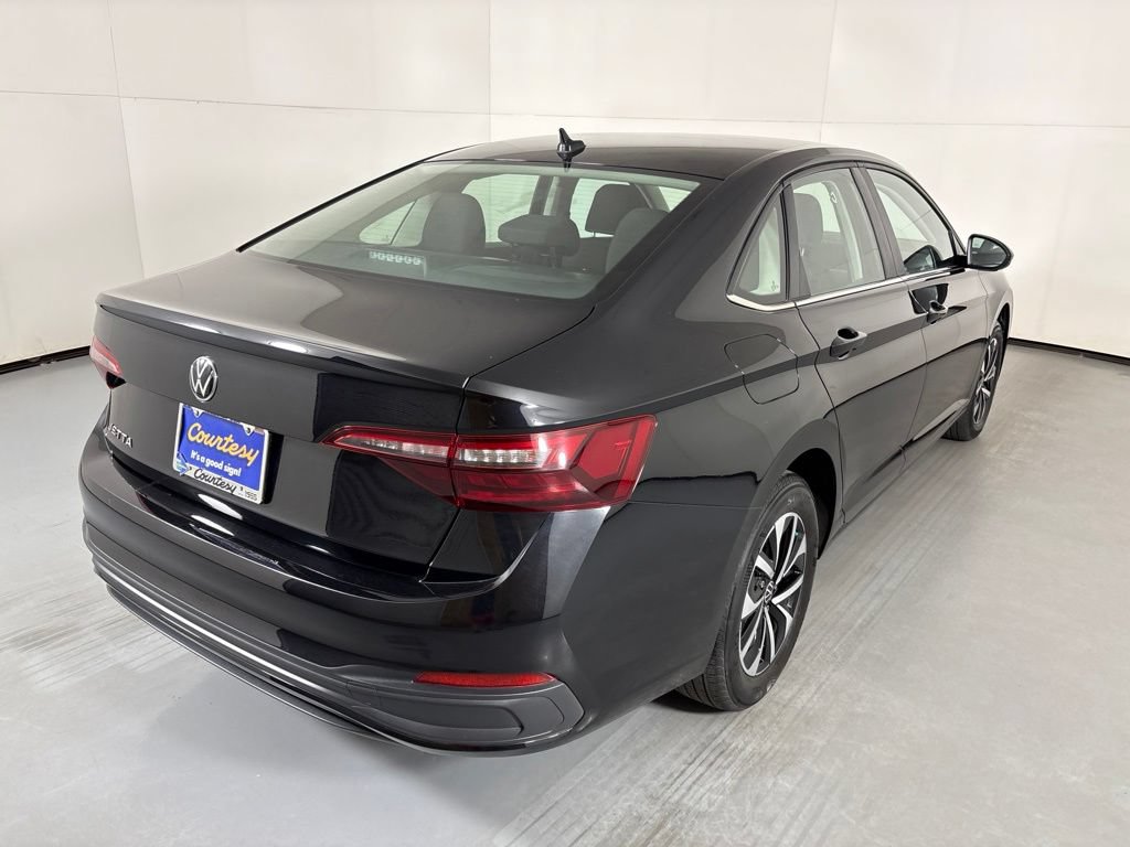 Used 2024 Volkswagen Jetta S FWD image 10