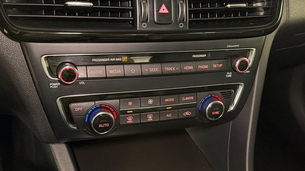 Used 2019 Kia Optima S w/ S Panoramic Sunroof Package image 25