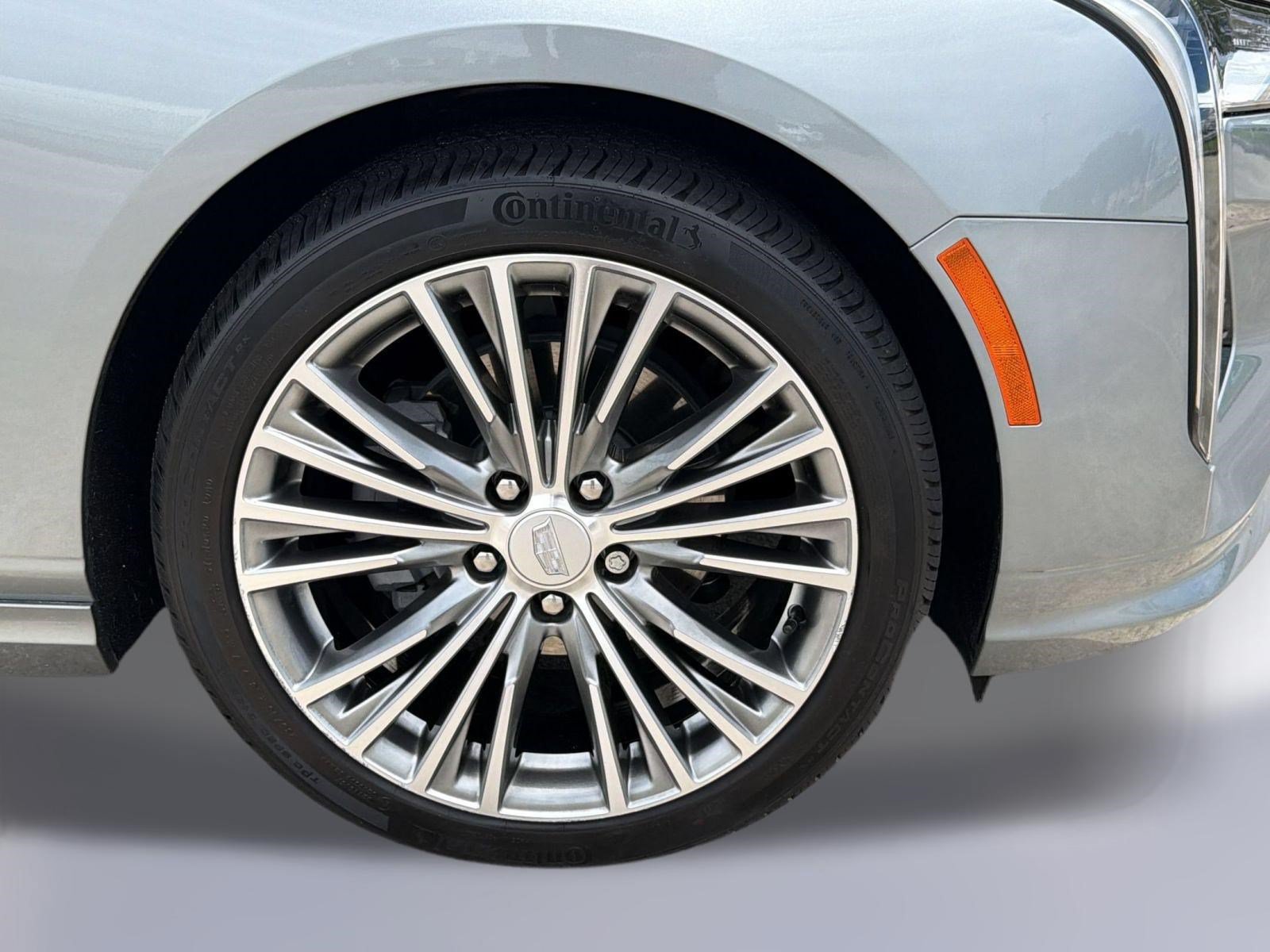 Used 2025 Cadillac CT4 Premium Luxury RWD image 12