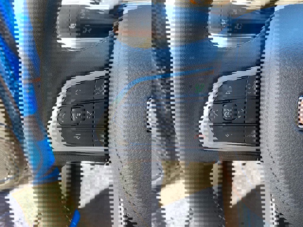 Used 2025 Jeep Compass Limited image 20