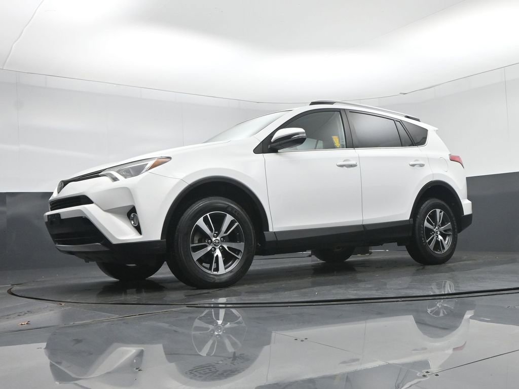 Used 2018 Toyota RAV4 XLE w/ Plus Extra Value Package image 52