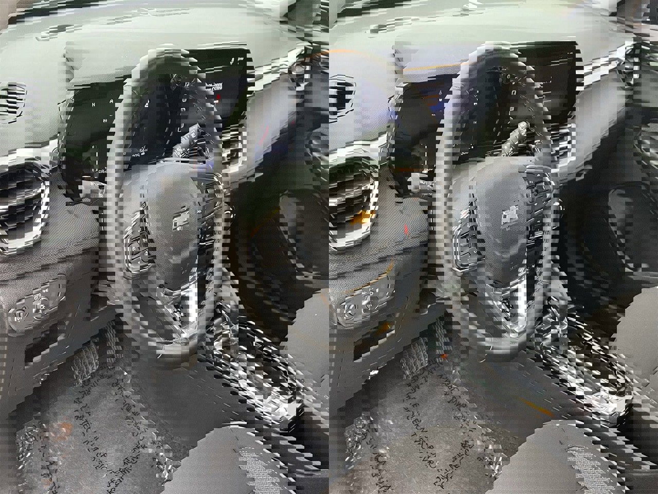 Used 2024 Chevrolet TrailBlazer LT w/ LT Cold Weather Package image 22