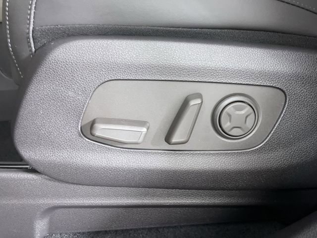 New 2026 Kia Carnival EX image 34