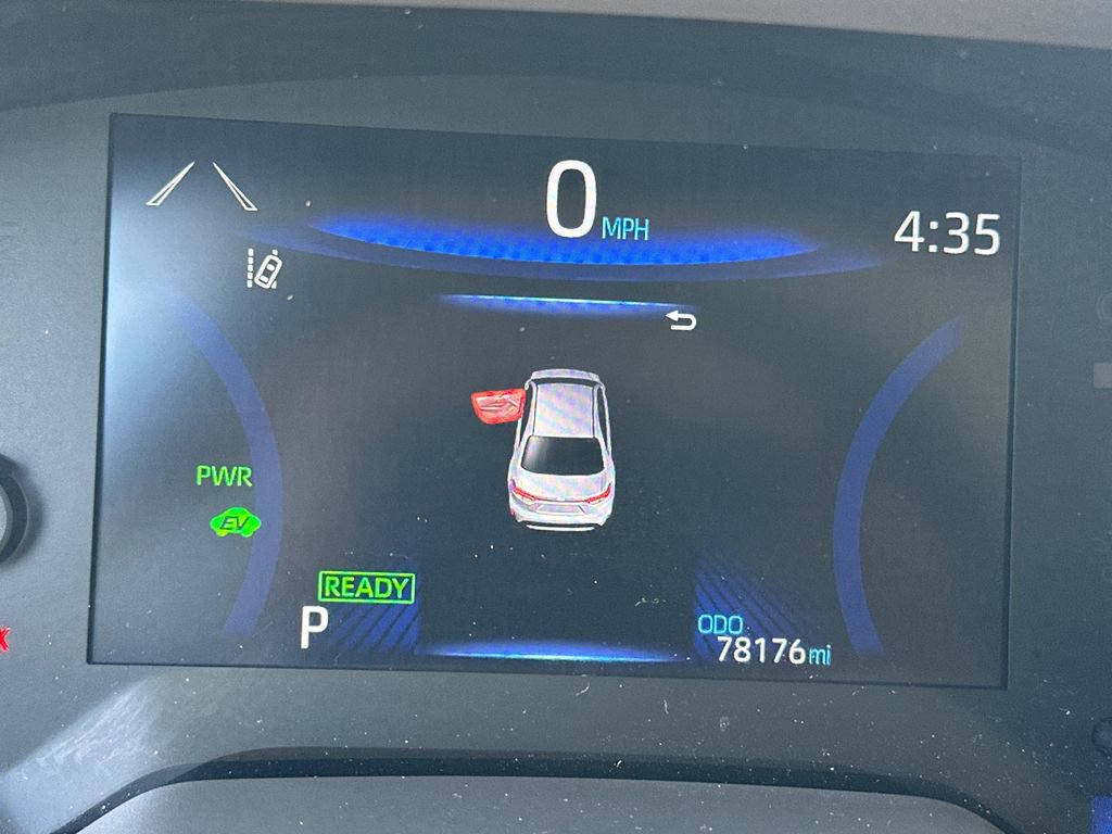 Used 2021 Toyota Corolla LE FWD image 28