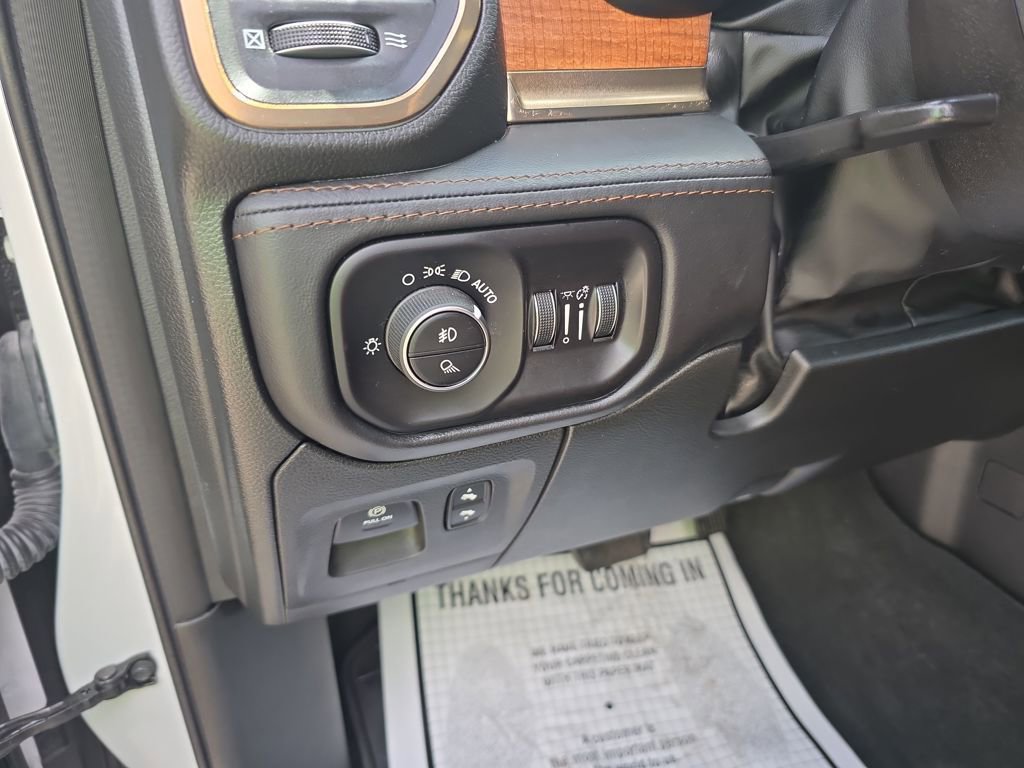 Used 2022 RAM 1500 Limited image 13