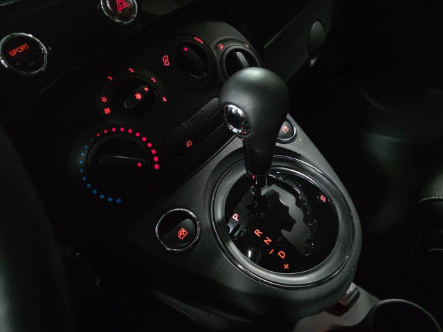 Used 2019 FIAT 500 Pop image 25