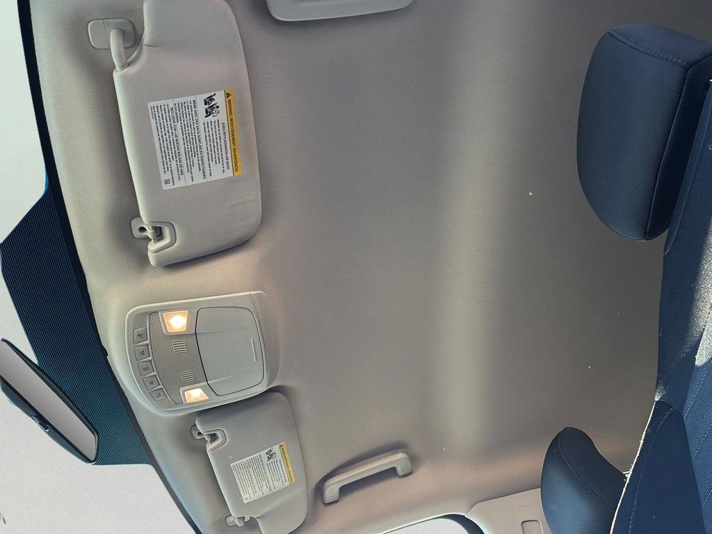 Used 2018 Ford Edge SE image 15